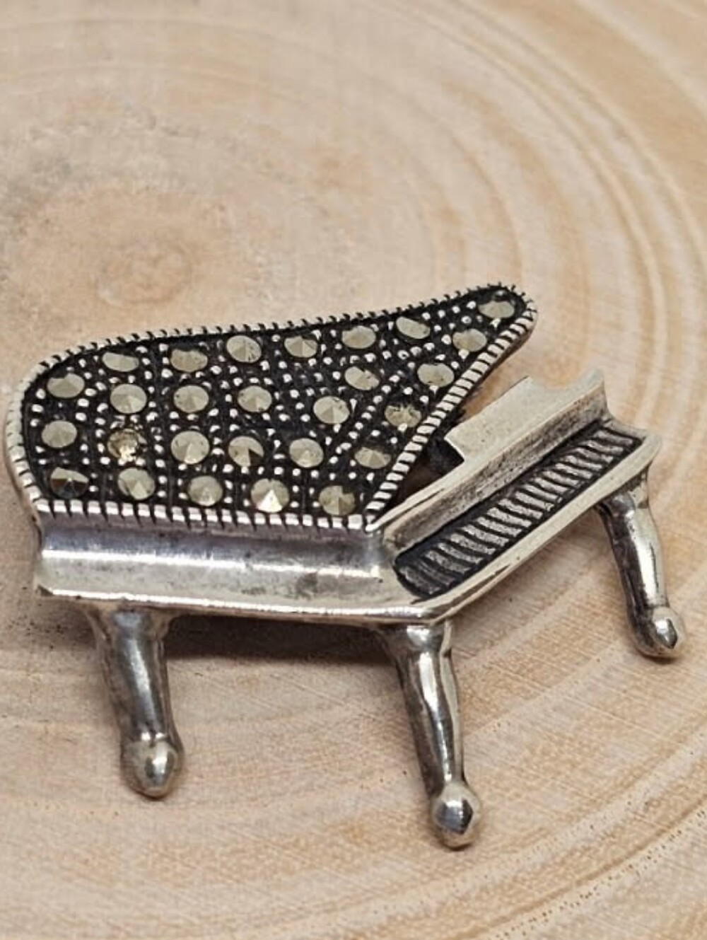 9.25 Sterling Vintage Sterling Silver Grand Piano Brooch with Marcasite